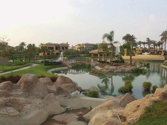 Lake View